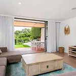 5 James Cook Apartments