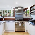 A Perfect Stay - Jimmys Beach House