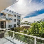 Bayview Beachfront Apartments, In Town Right On The Beach