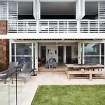 Ayindi Byron Bay