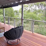 Kookaburra Beach Cottage On Tallow