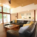 Cavvanbah Seaside Cottage