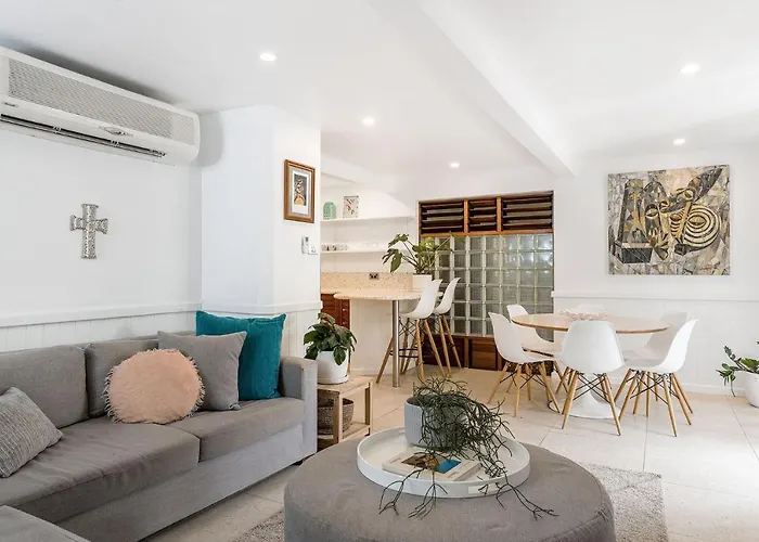 Byron Blisshouse Garden Villa - Beachside Retreat