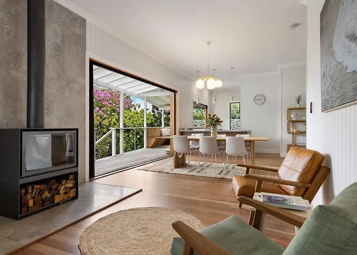 Fuller Holidays - Daisy\'S Beach House - Burns St Byron Town