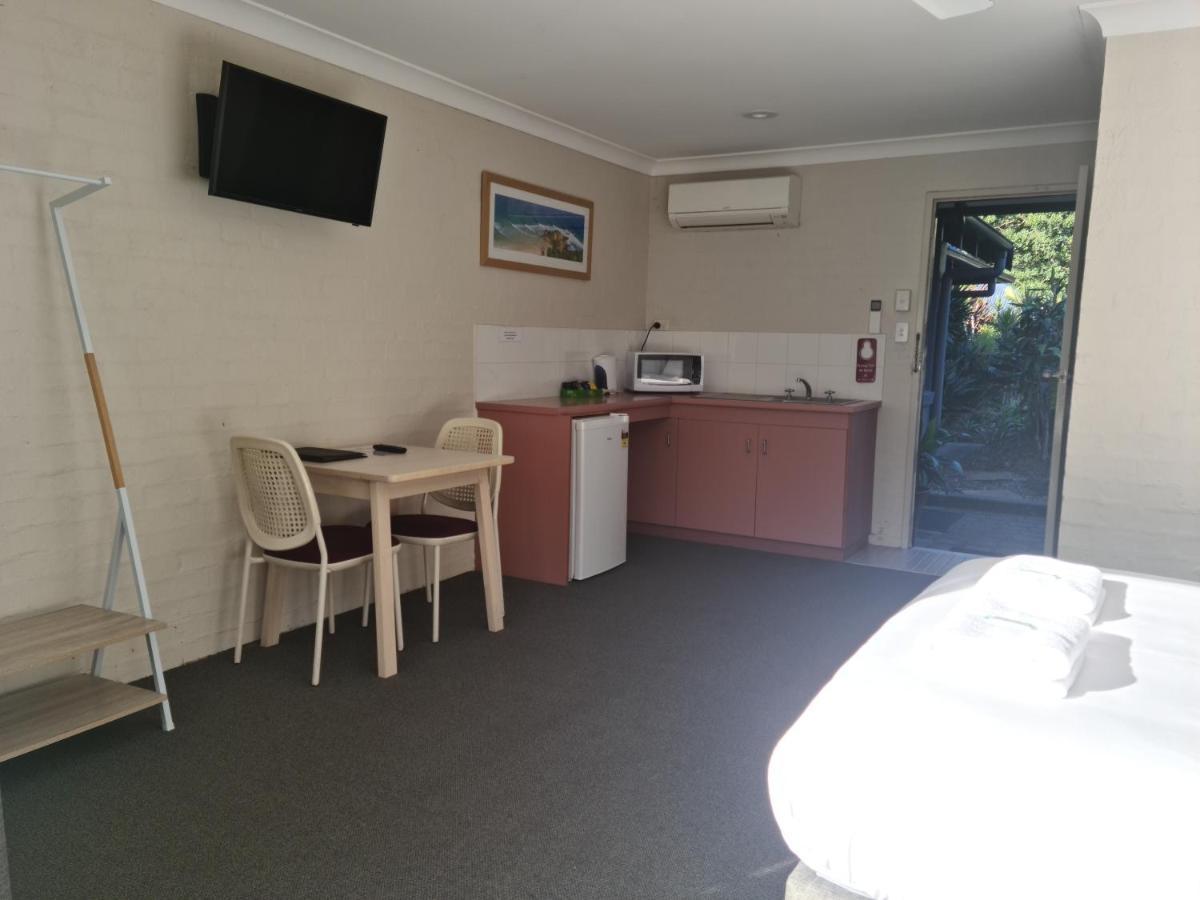 The Park Motel, Suffolk Park Motel 3*