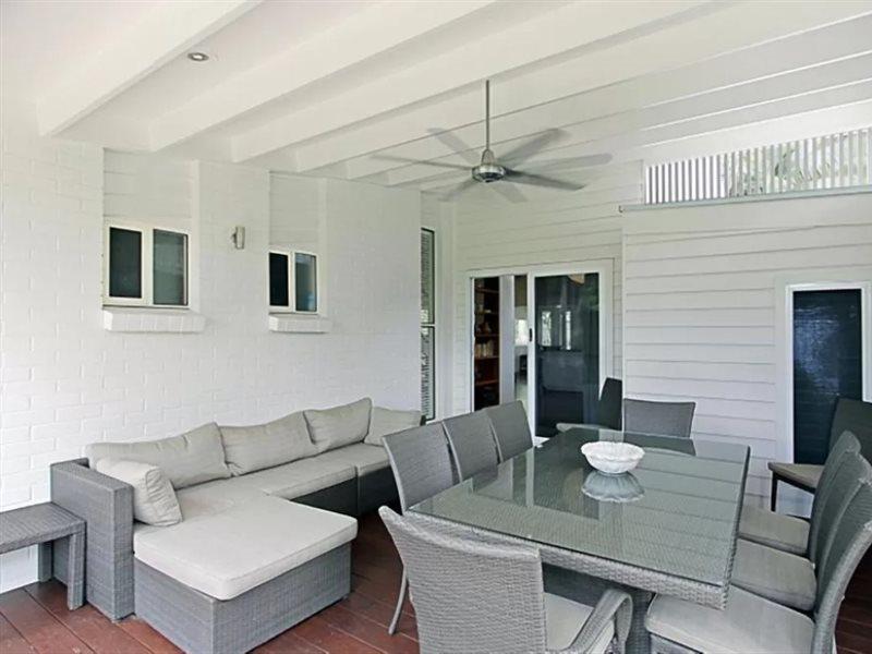 A Perfect - Allure * Byron Bay