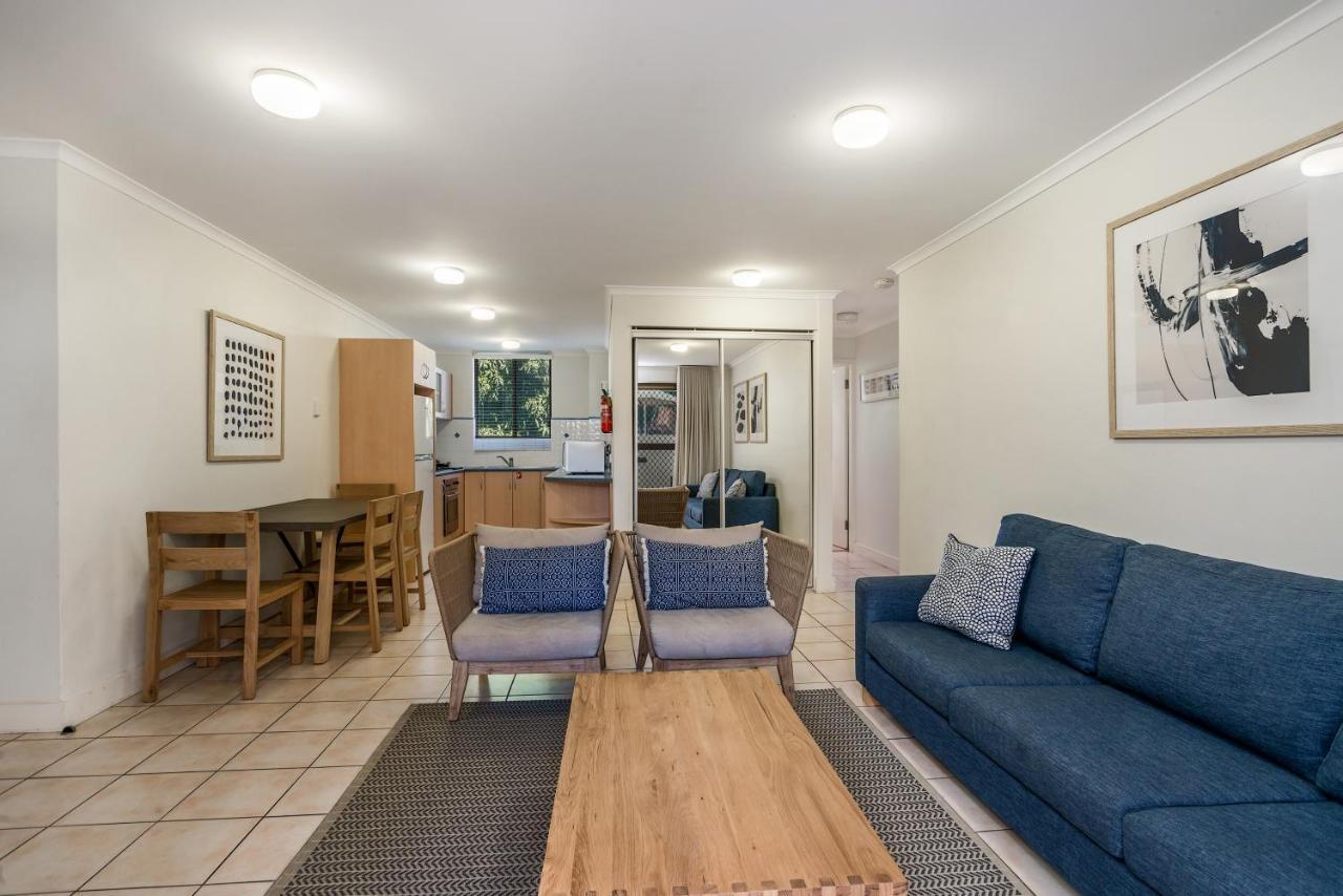 Bayview Beachfront Apartments, In Town Right On The
