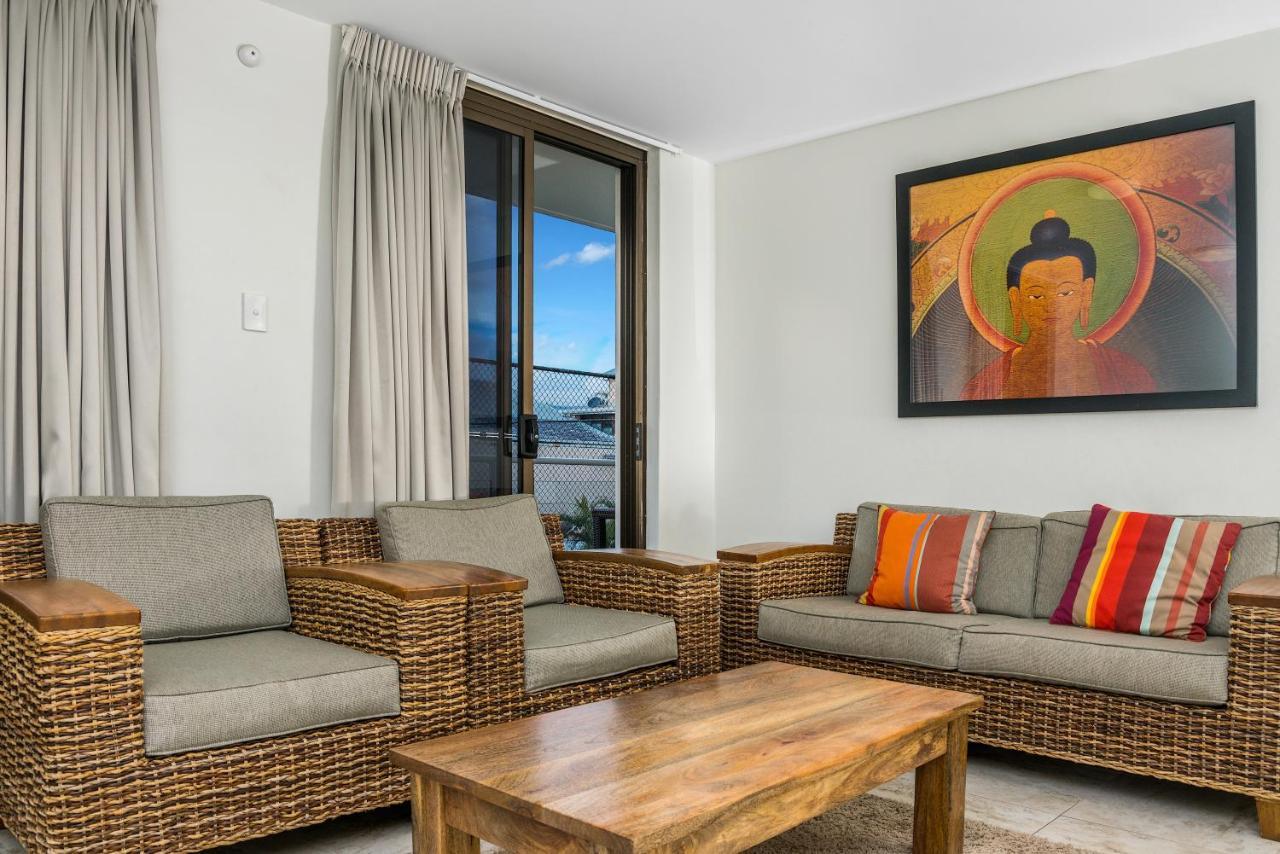 Bayview Beachfront Apartments, In Town Right On The Byron Bay