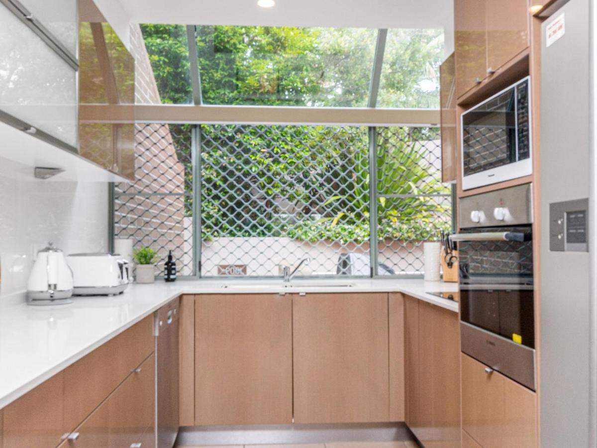 5 Cook * Byron Bay
