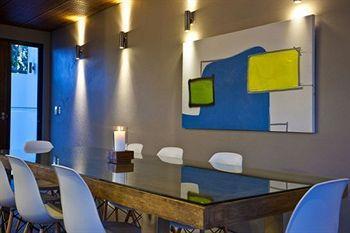Byron Lux Villa