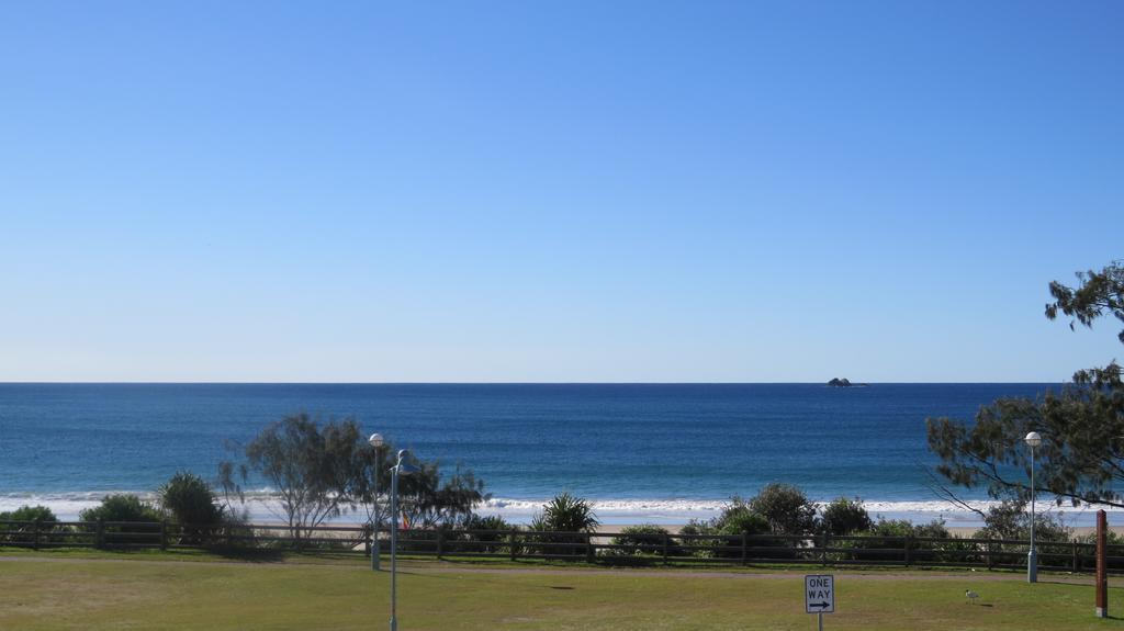 Bayview Beachfront Apartments, In Town Right On The Aparthotel Byron Bay