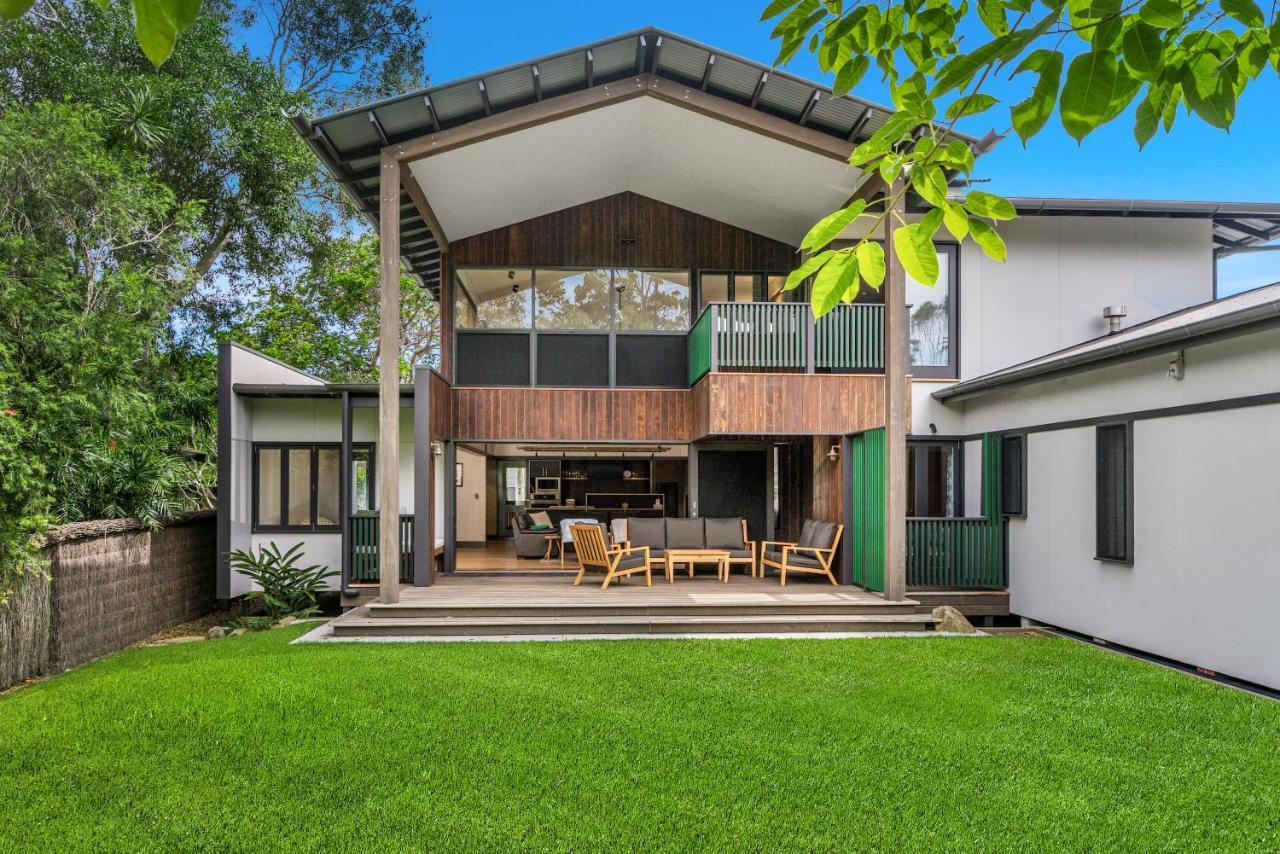 Belongil Laneway Byron Bay