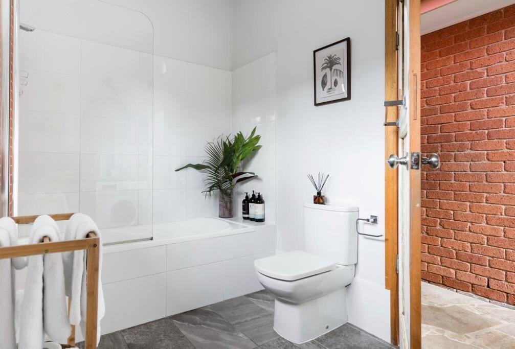 Holiday home Jungle - Pet-friendly Hot Tub, Firepit & Pool In Beachside Hideaway Byron Bay