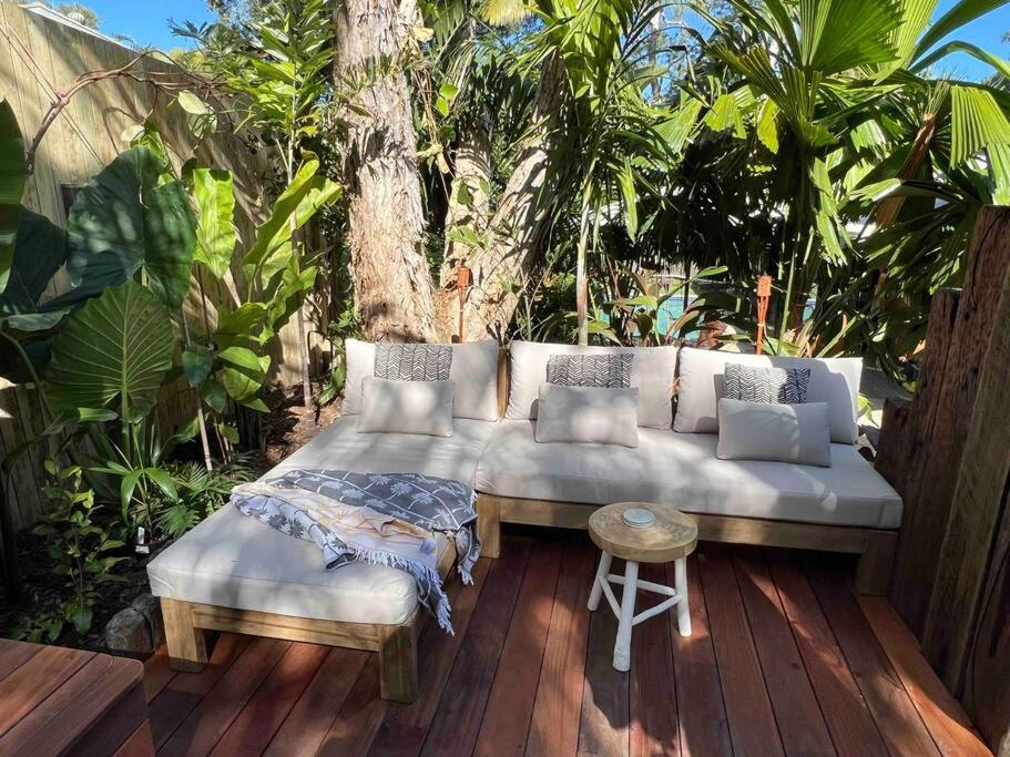 Jungle - Pet-friendly Hot Tub, Firepit & Pool In Beachside Hideaway * Byron Bay