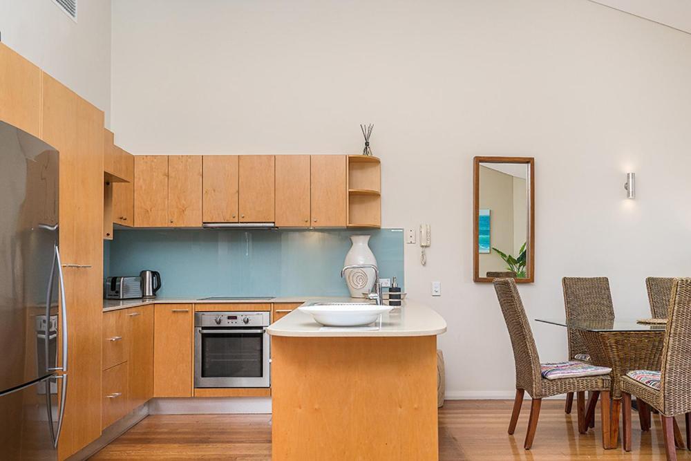 Apartment Unit 1 2 Fletcher Street Pipis On The 1 *