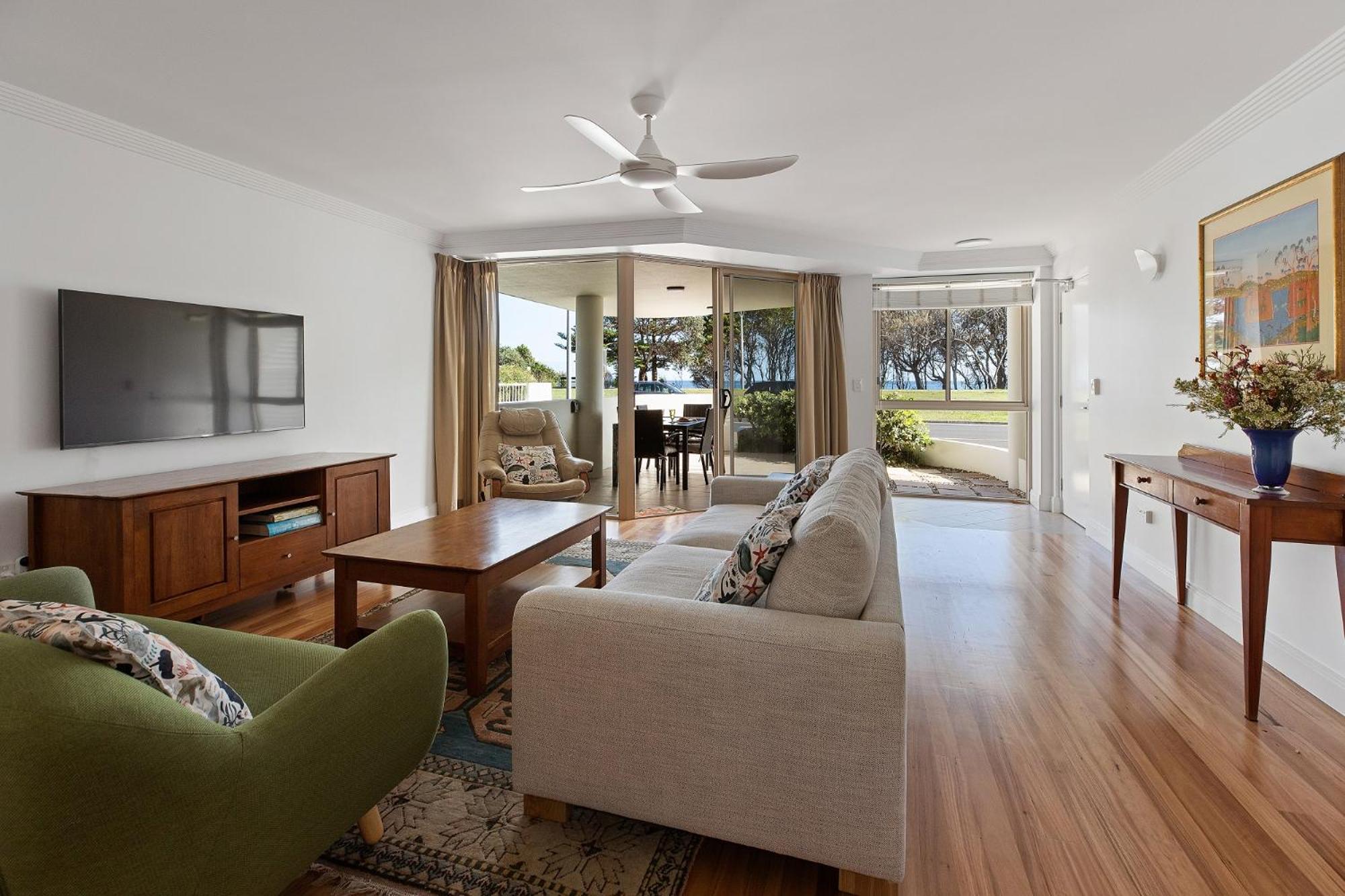 Waterview Beachside - Palms 2 Apartment