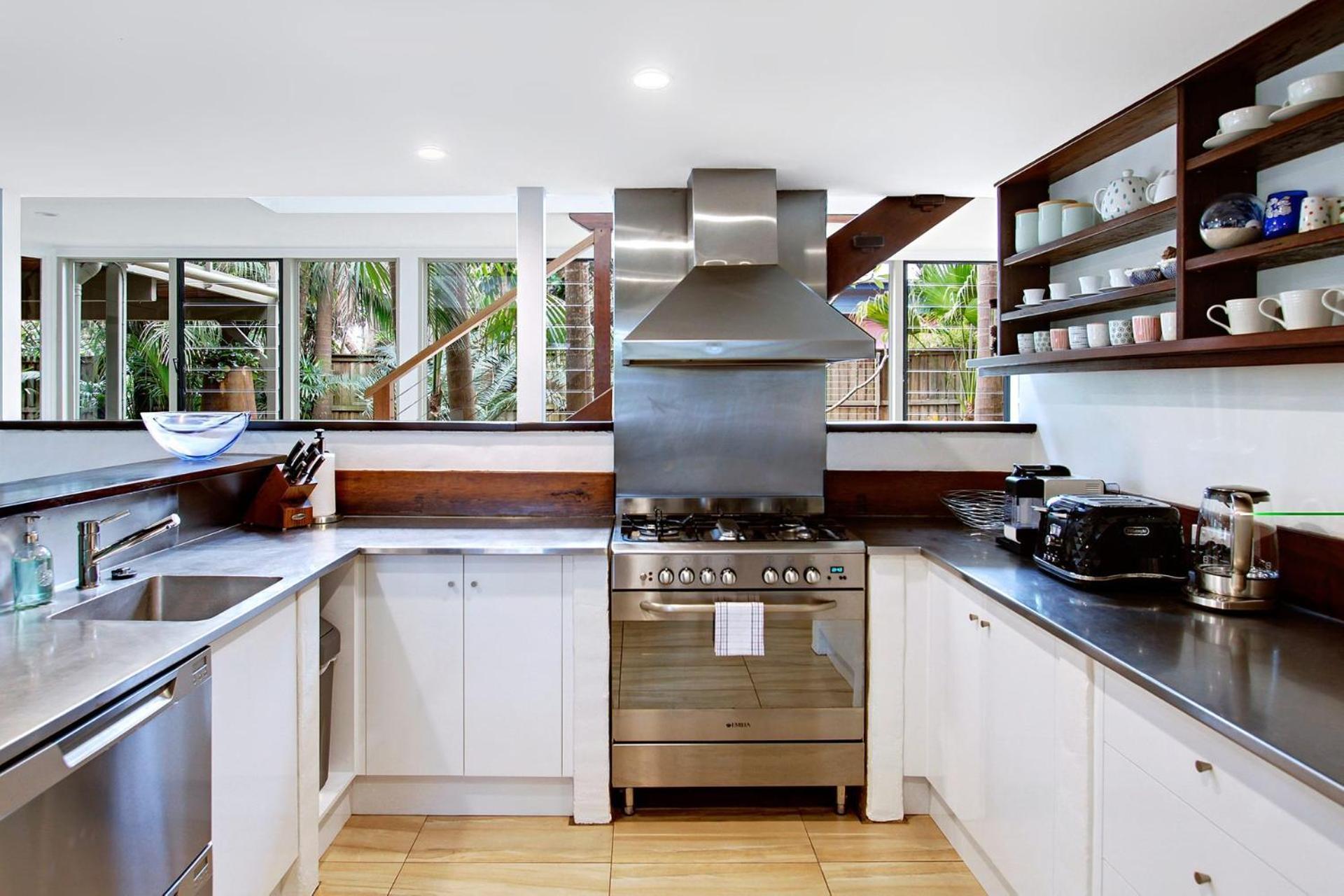 Jimmy's Beach House Holiday home Byron Bay