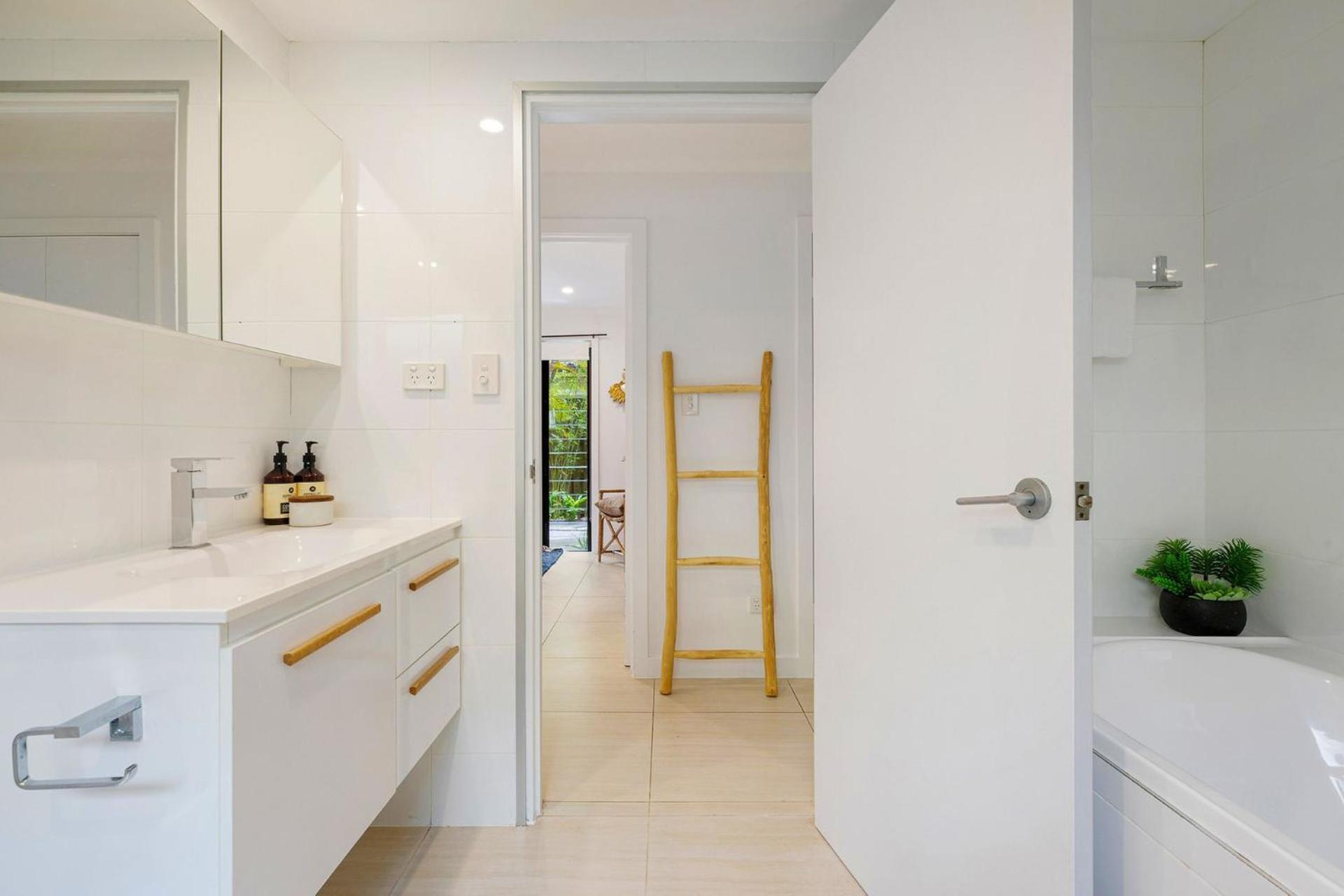 A Perfect Stay - Arya Holiday home Byron Bay