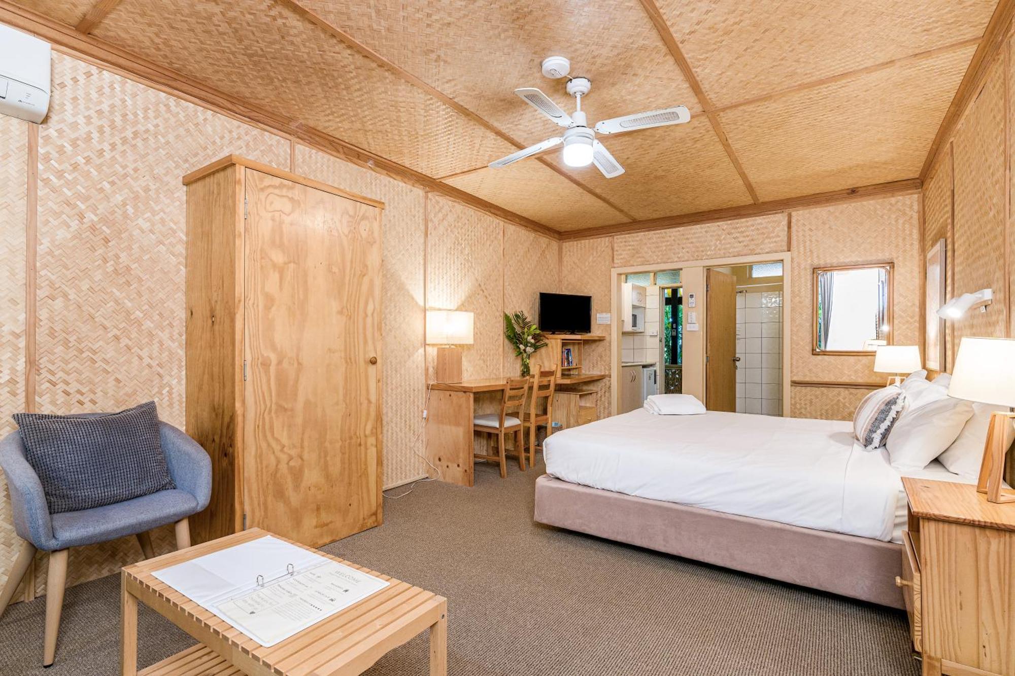 Tallow (adults Only) Motel