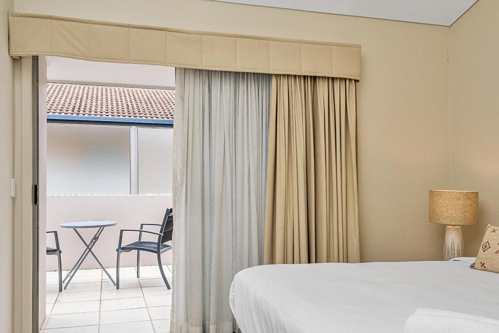 Apartment Unit 1 2 Fletcher Street Pipis On The 1 *