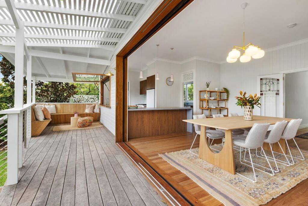 Fuller Holidays - Daisy's House - Burns St Byron Town Byron Bay