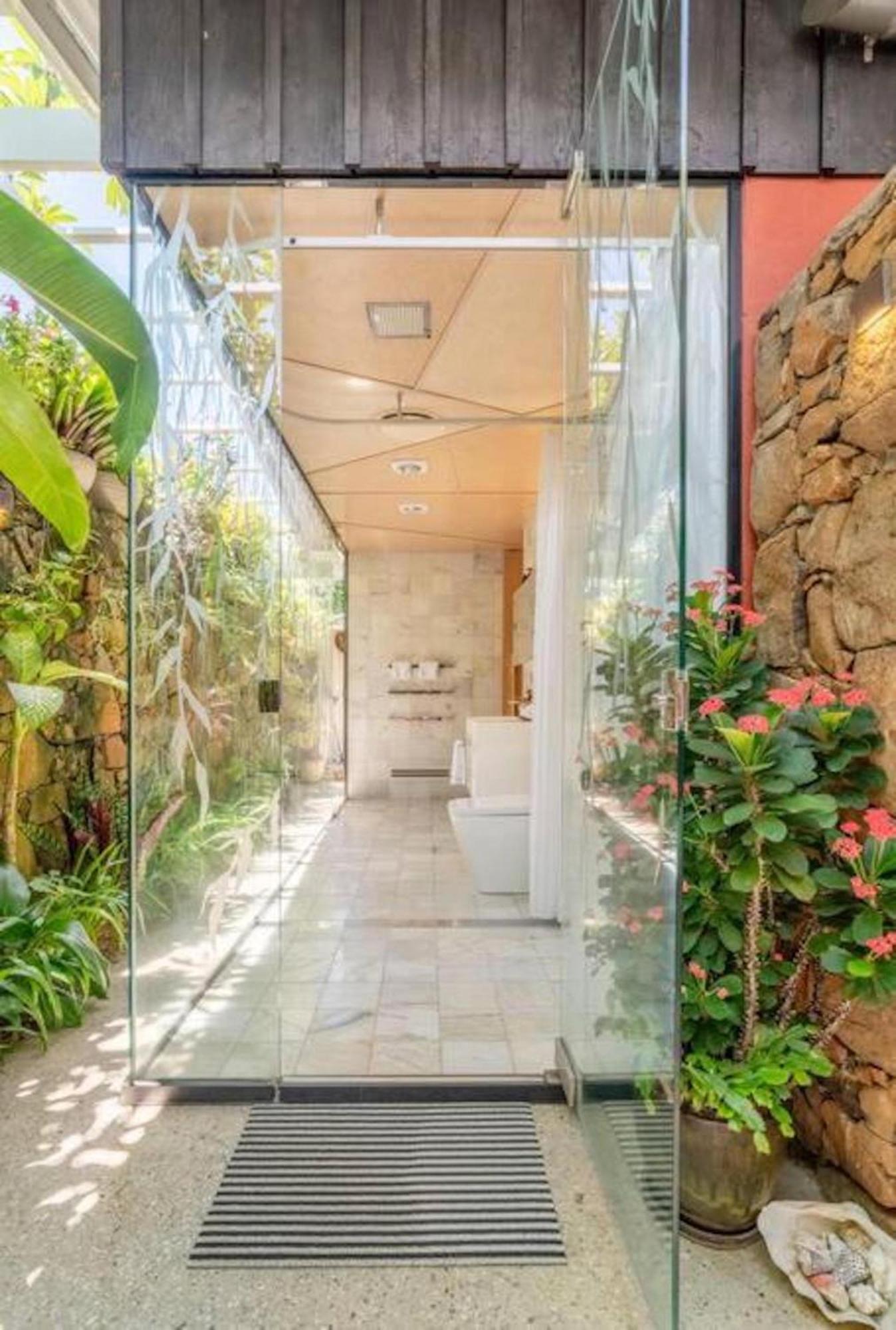 Buhwi Bira - Studio Apartamento Byron Bay