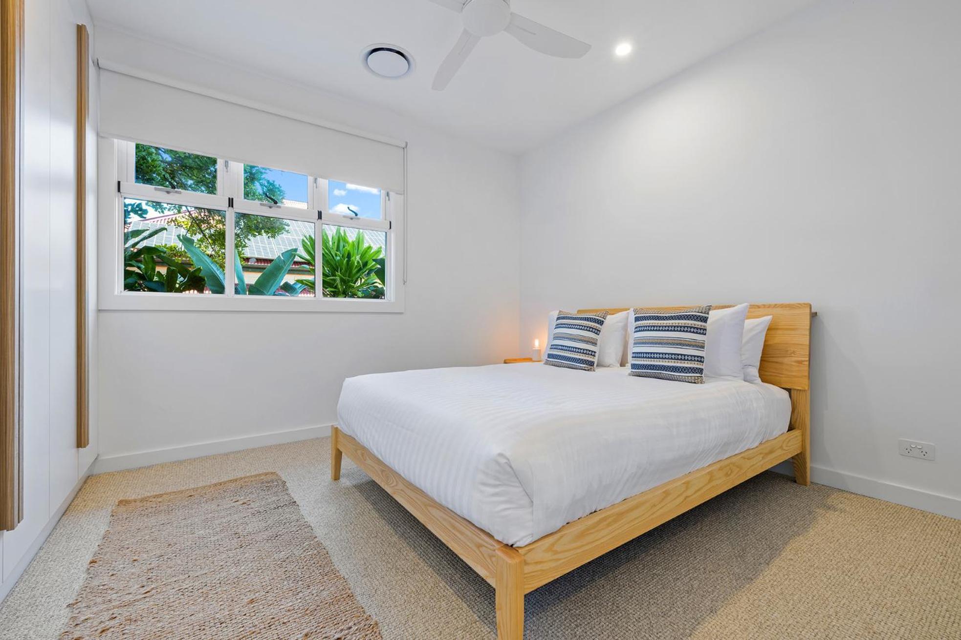 Fuller Holidays - The Cedrics 2 - Luxury With Swimming Pool Byron Town * Byron Bay