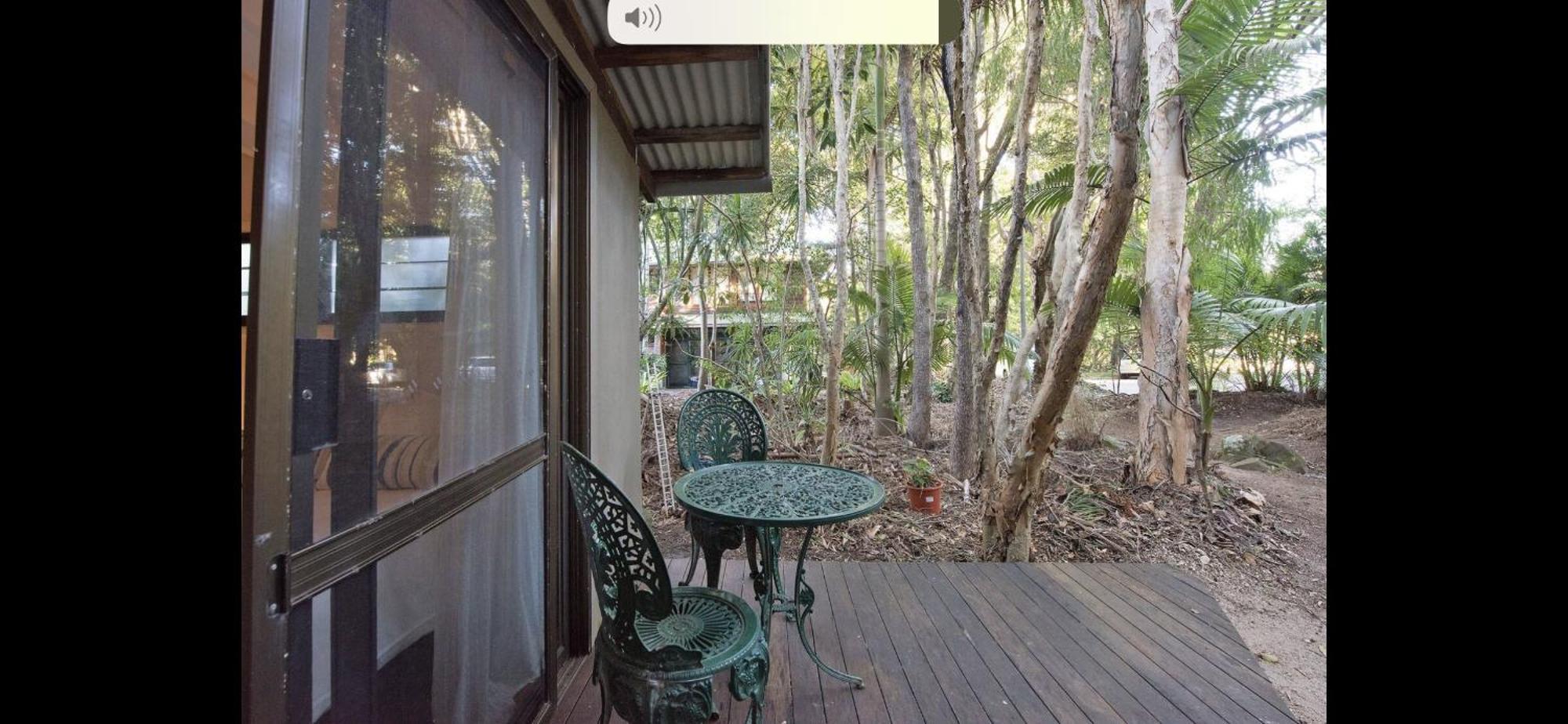Boatshed Tallows Beachside *
