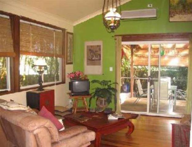 Bamboo Cottage Guesthouse B&B Hotel
