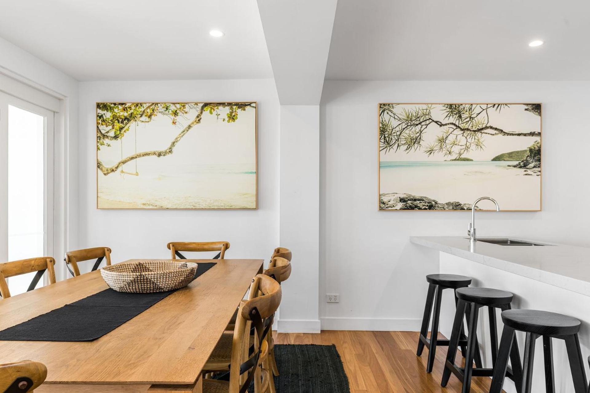 Lawson House 2 *