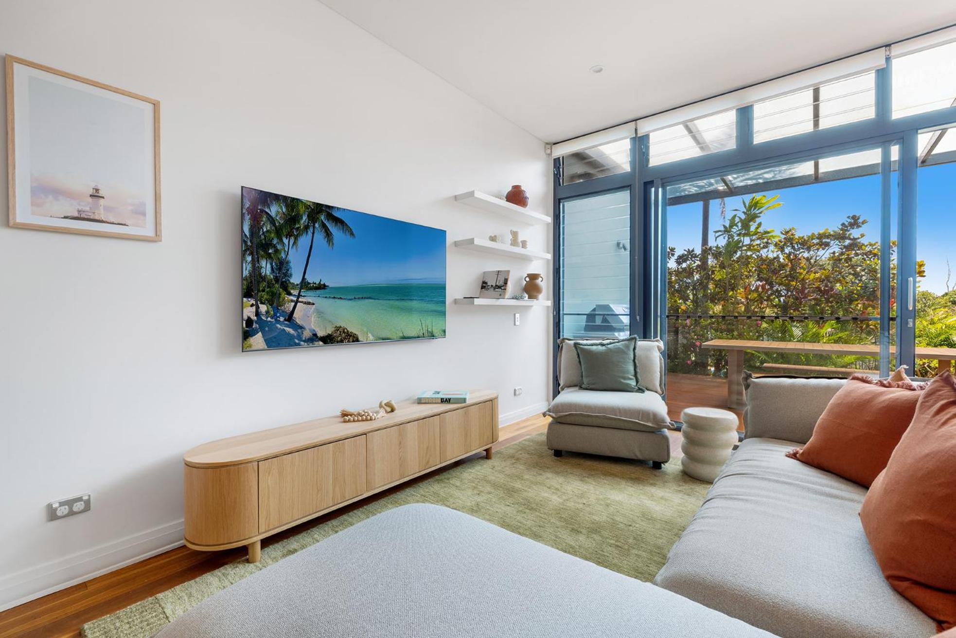 Fuller Holidays - Kiah 8 - Belongil Byron Town With Pool Apartment *