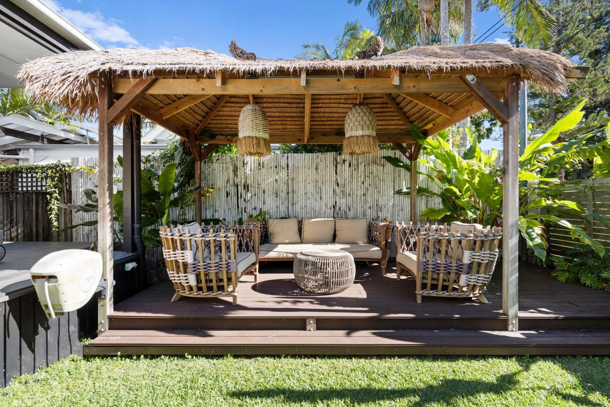 Azur Guest house