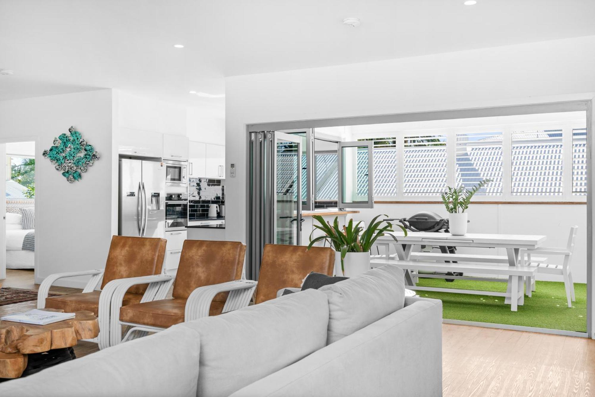 Guest house Azur 4*