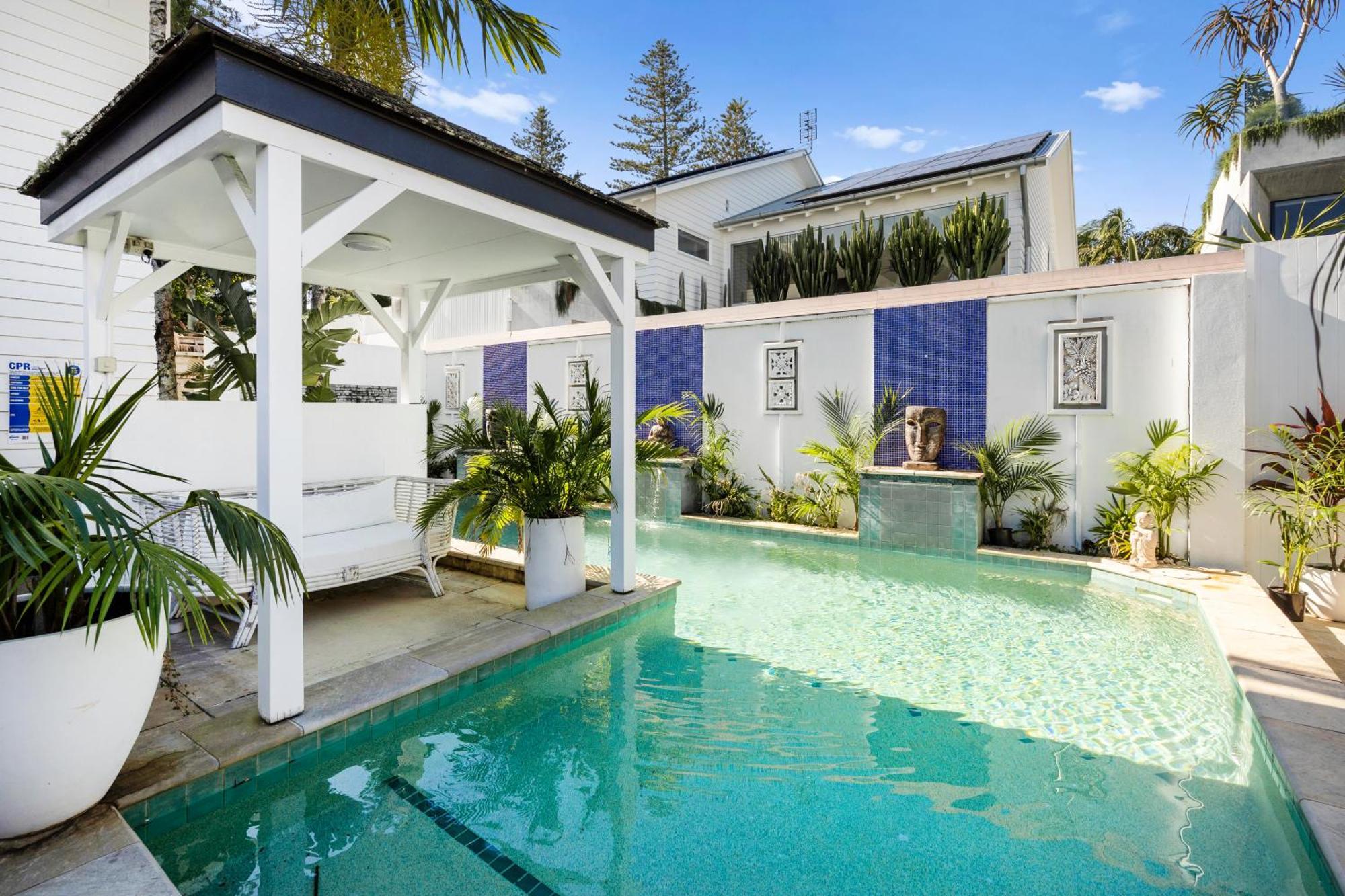 Azur Guest house