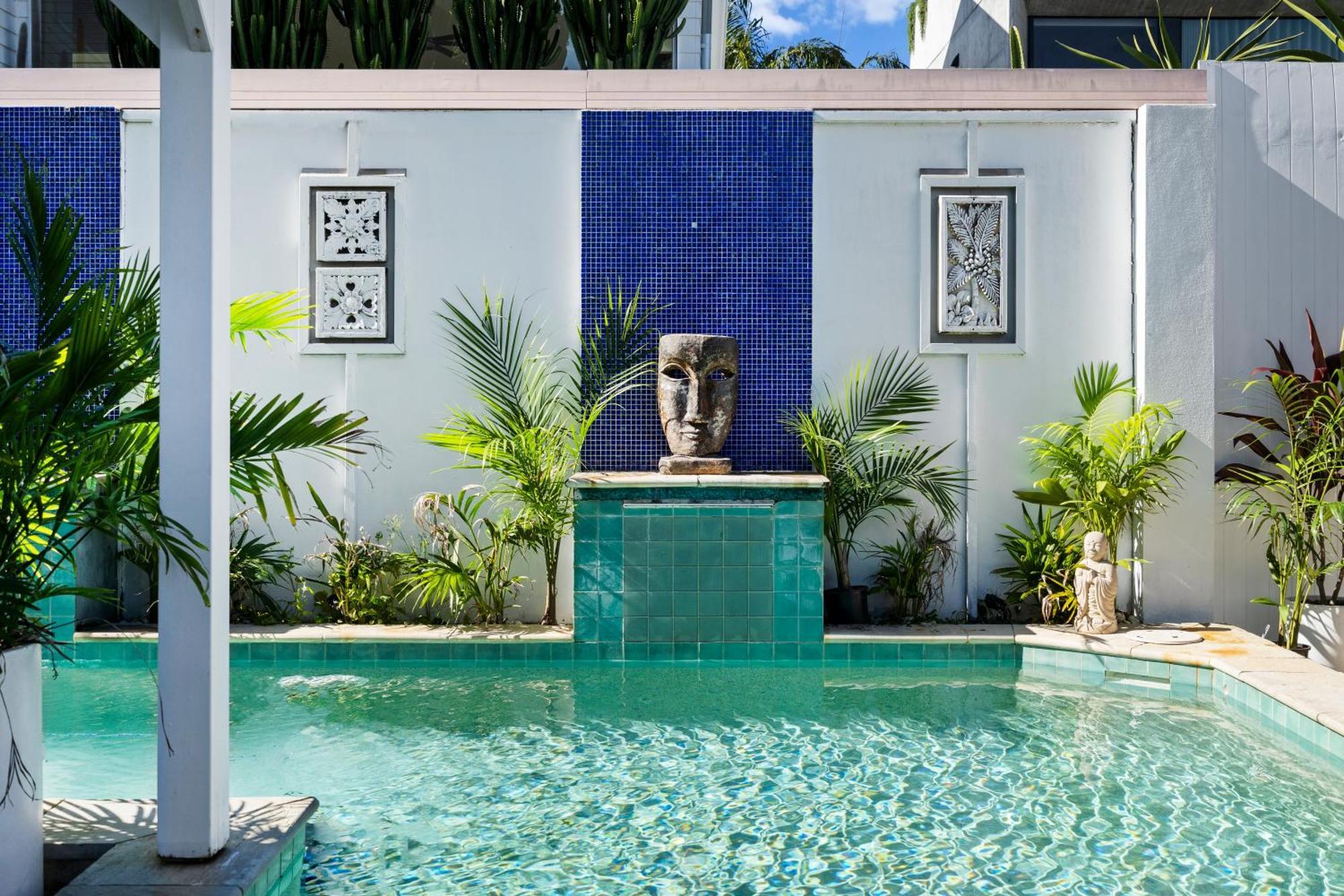 Azur Guest house 4*