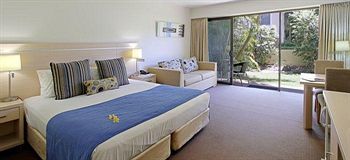 Waves Hotel