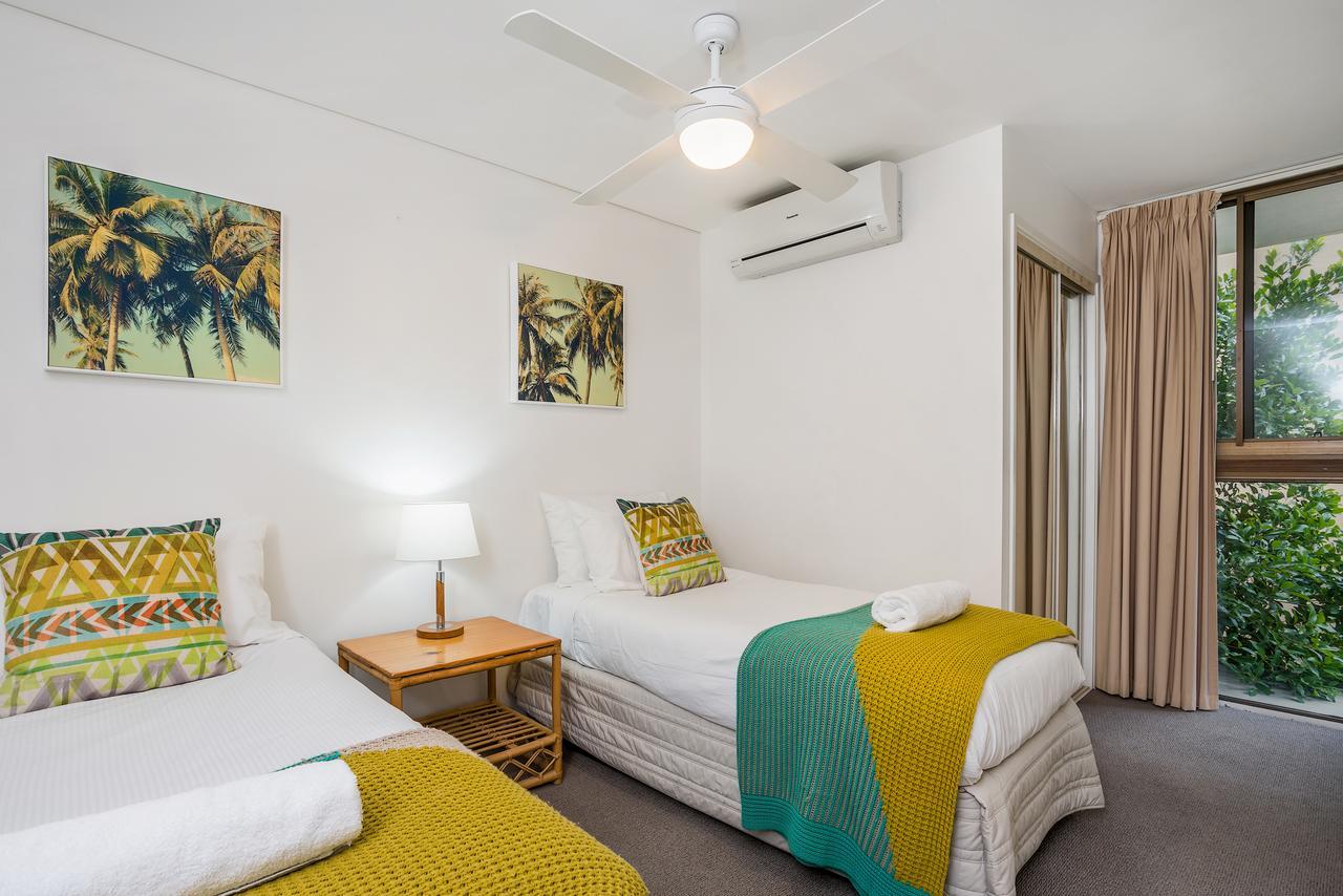 Bayview Beachfront Apartments, In Town Right On The Aparthotel Byron Bay