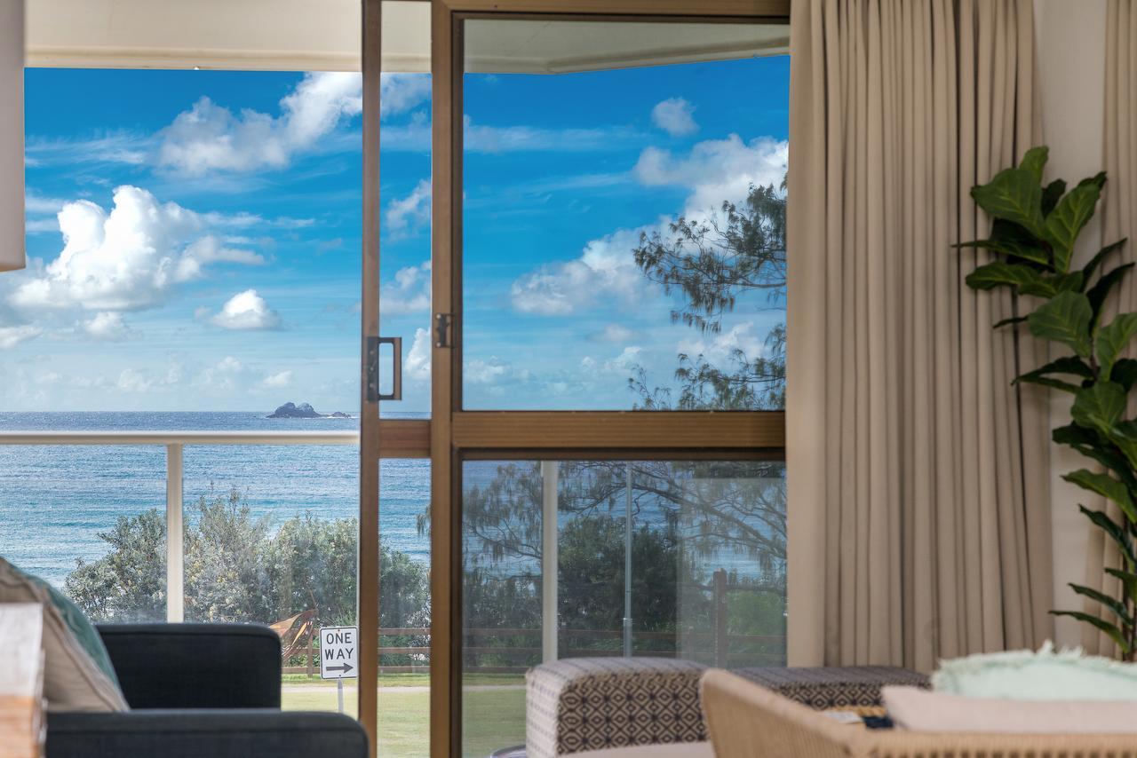 Bayview Beachfront Apartments, In Town Right On The 4* Byron Bay