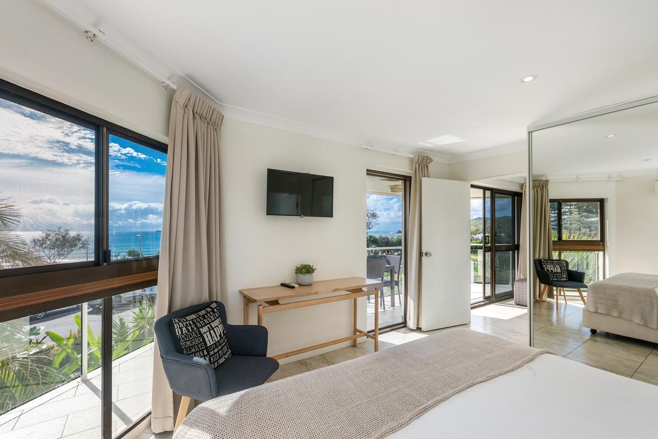 Aparthotel Bayview Beachfront Apartments, In Town Right On The Byron Bay