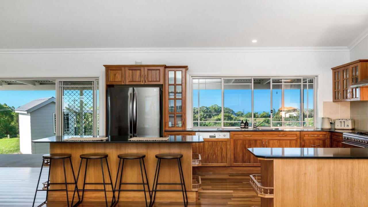 Your Luxury Escape - Byron Sunset Breeze