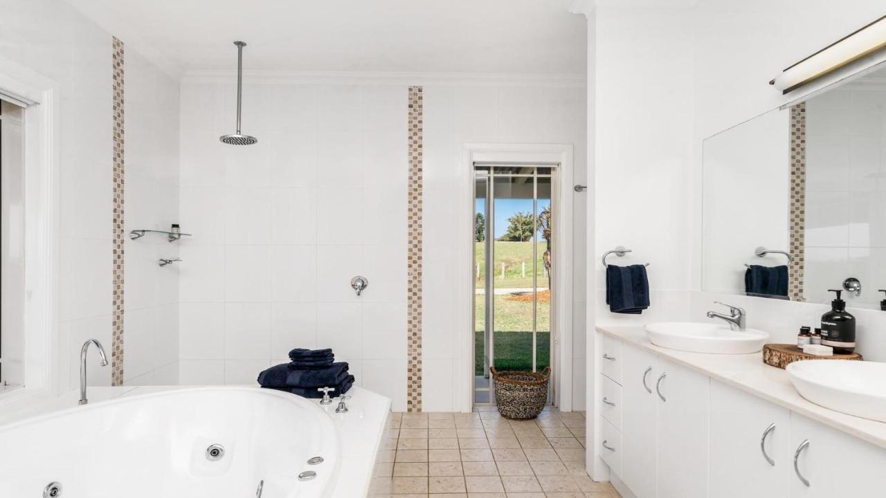 Your Luxury Escape - Byron Sunset Breeze Byron Bay