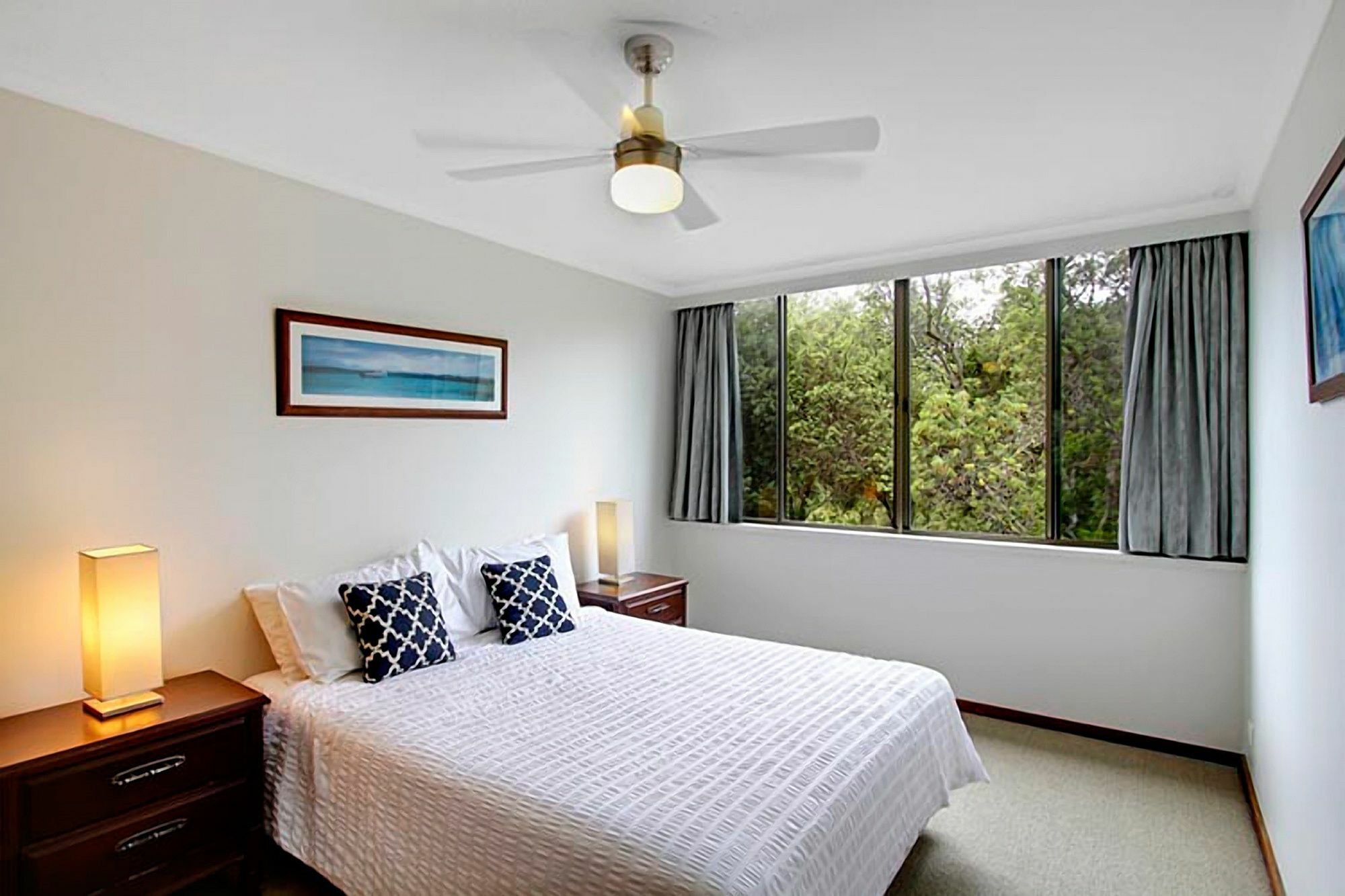 A Perfect - Pacific Blue * Byron Bay