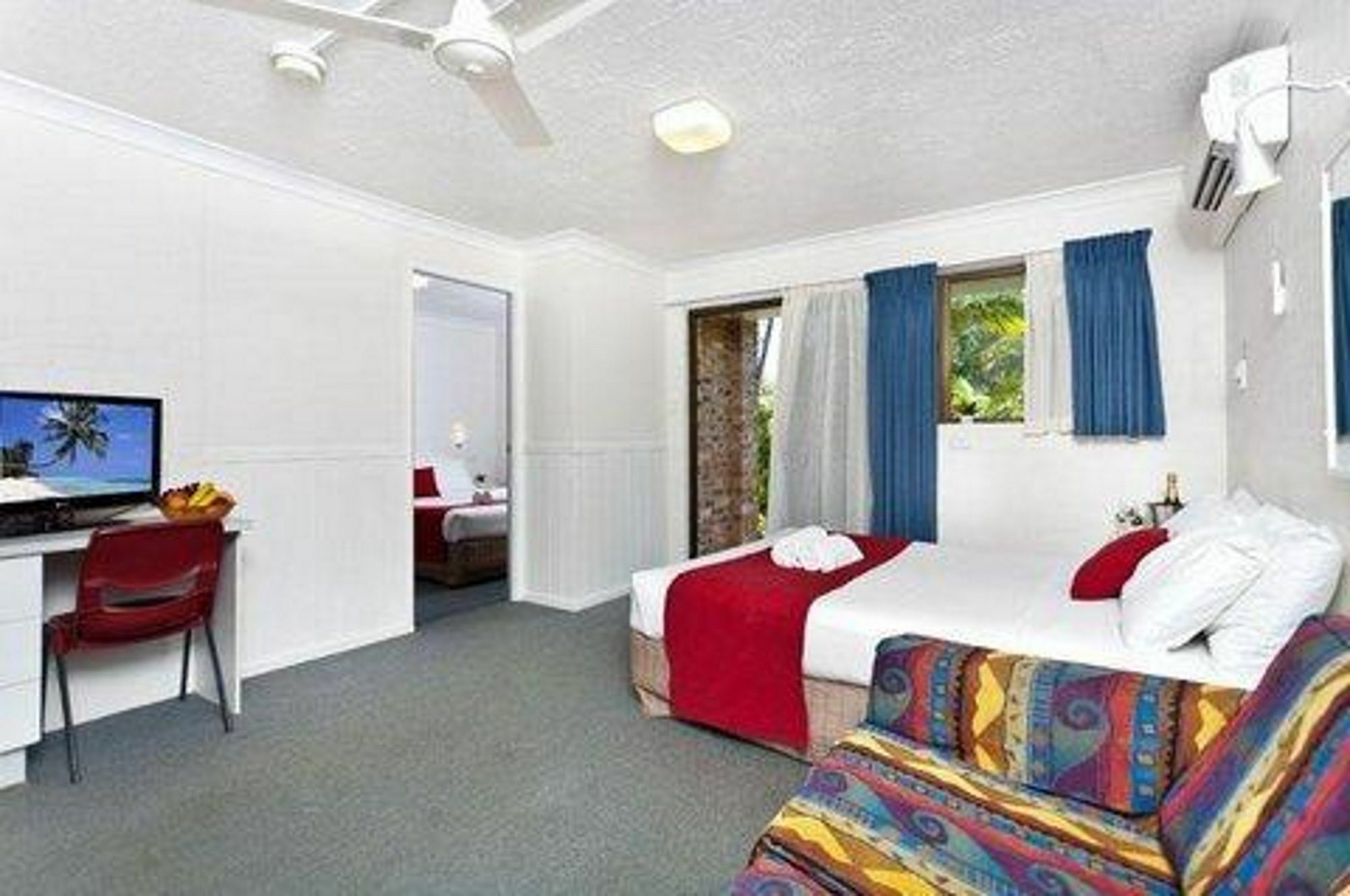 The Sunseeker, Byron Bay