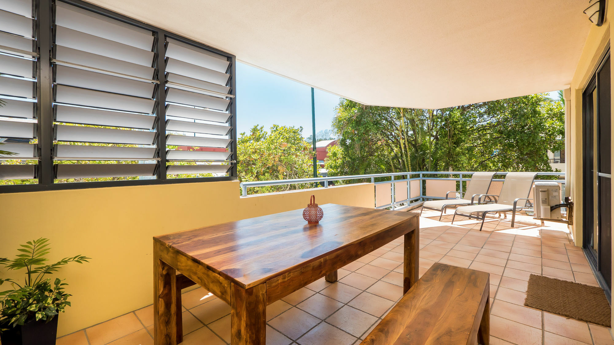 Aparthotel Byron Quarter 4*