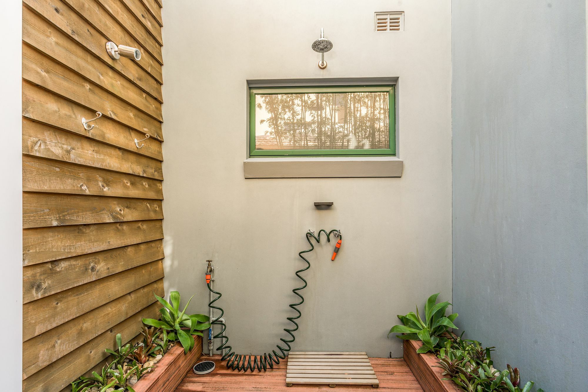 A Perfect A Spot Apartment Byron Bay