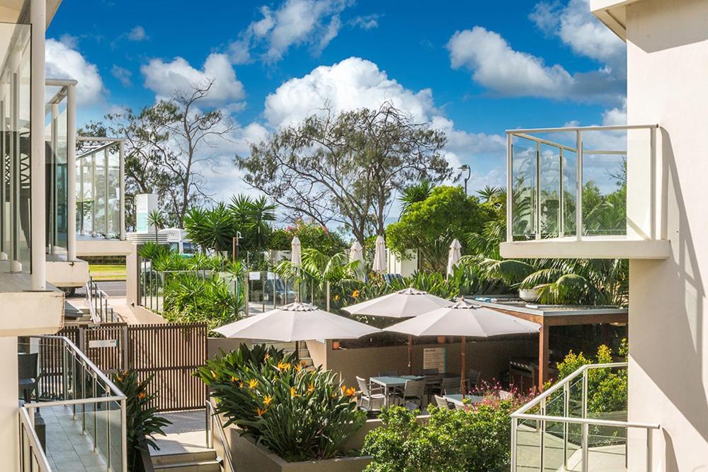 Bayview Beachfront Apartments, In Town Right On The 4*