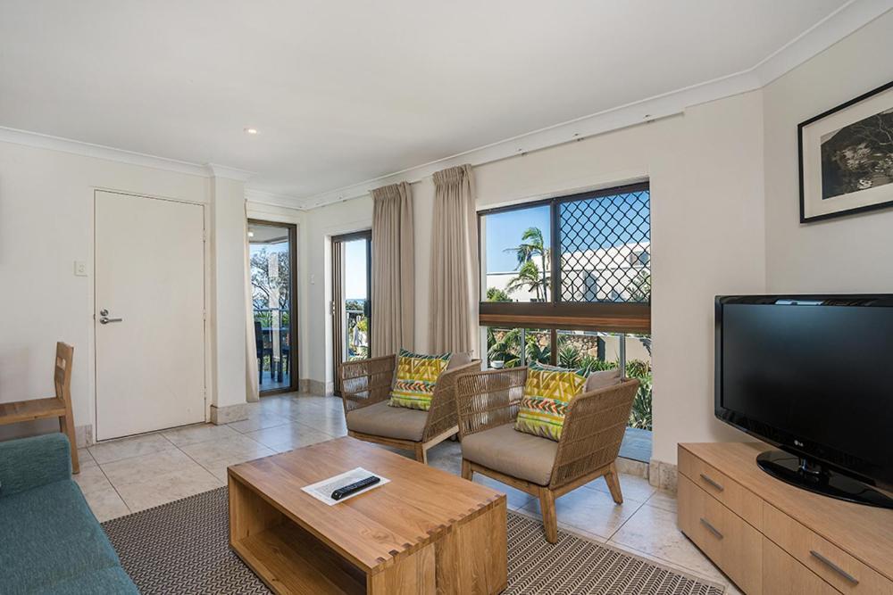 Bayview Beachfront Apartments, In Town Right On The Byron Bay
