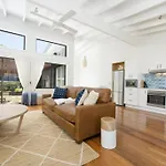 Fuller Holidays - Jane\'S On Wategos Unit 2, 37 Marine Pde-2 Bed Villa