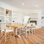 Le Dog Beach Club - Retro-Chic Home With Pool