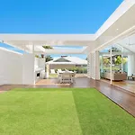 Aroha - Beachside Luxury Home With Private Pool